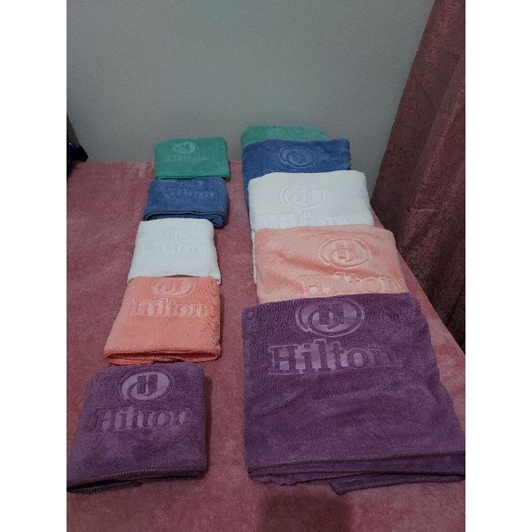 Hilton Towel and Bath Set 2 in 1